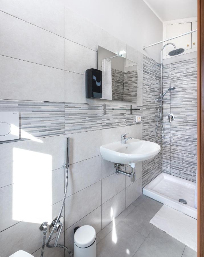 Travelershome Ciampino&Morena Guesthouse 罗马 外观 照片